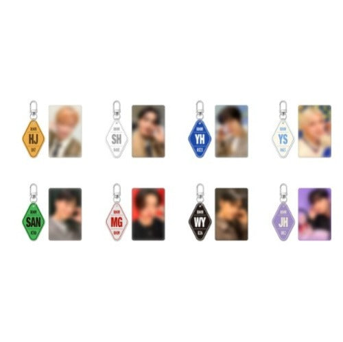 [PREORDER] ATEEZ - 8ROOM Pop-Up - 8ROOM Keyring